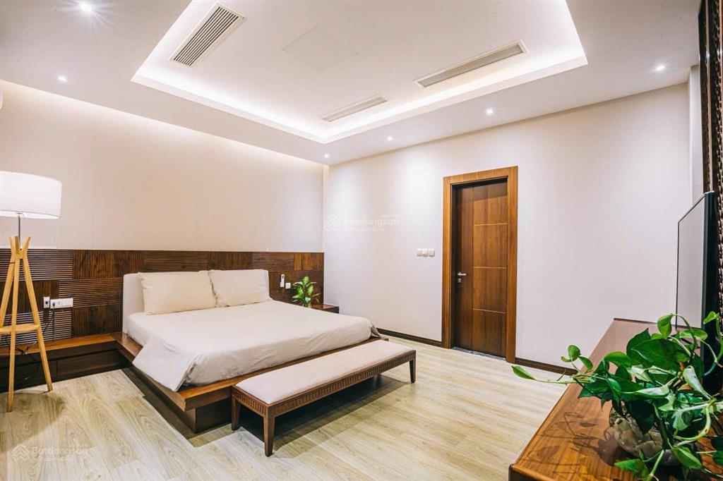 Cắt lỗ sâu! villa vip flc sầm sơn 500m2 3 tầng 7pn bể bơi riêng sổ đỏ lâu dài