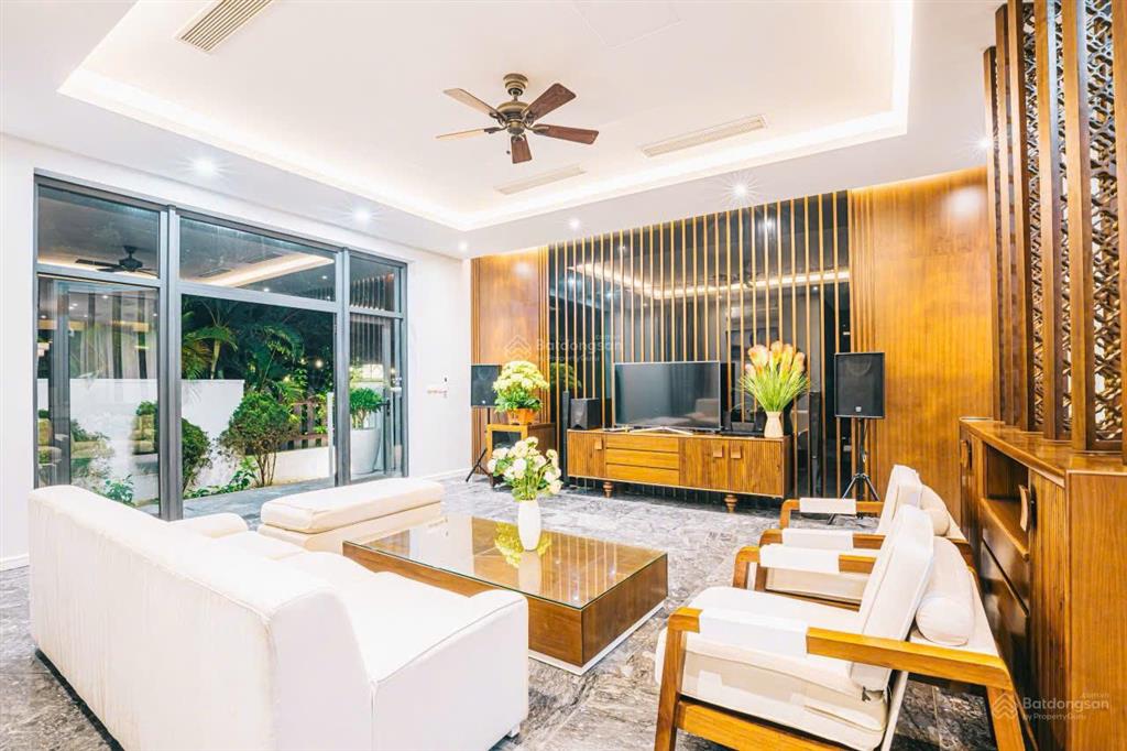 Cắt lỗ sâu! villa vip flc sầm sơn 500m2 3 tầng 7pn bể bơi riêng sổ đỏ lâu dài