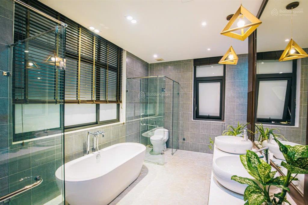 Cắt lỗ sâu! villa vip flc sầm sơn 500m2 3 tầng 7pn bể bơi riêng sổ đỏ lâu dài