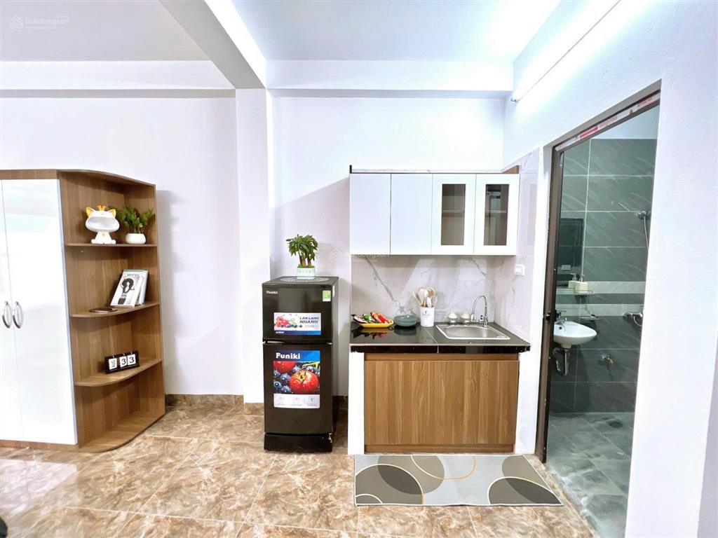 Studio 43 trung kính (ngõ 5 tú mỡ)
phòng full đồ