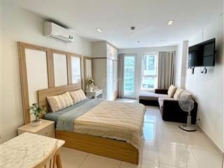 Bán căn hộ sky center 36.44m2 = 2.690tỷ full nội thất, bao thuế phí sang tên, loại căn ban công dài