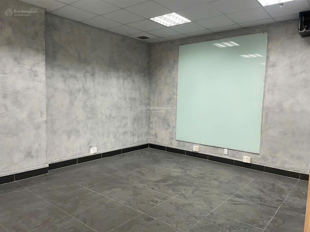 Bán shophouse chung cư sky center 130m2 = 8,260 tỷ bao thuế phí sang tên, sẵn hđồng thuê 33tr/tháng