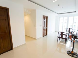Bán căn hộ sky center 2pn  2wc = 5.8 tỷ full nội thất, bao thuế phí sang tên, có hd thuê giá tốt