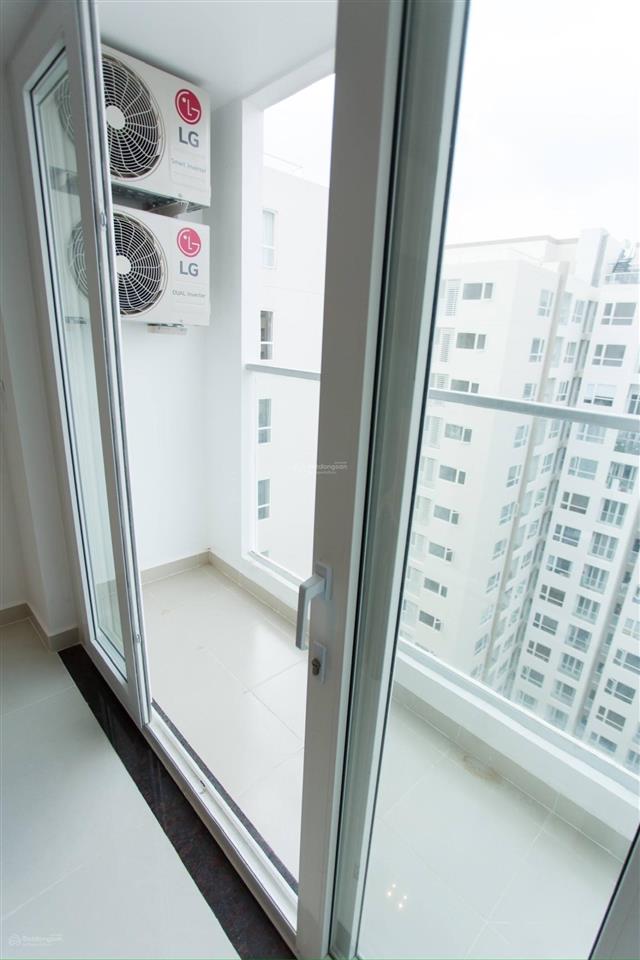 Bán căn hộ sky center 2pn  2wc = 5.8 tỷ full nội thất, bao thuế phí sang tên, có hd thuê giá tốt