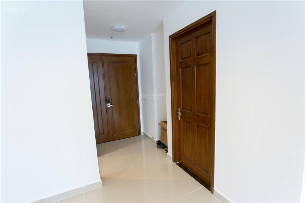Bán căn hộ sky center 2pn  2wc = 5.8 tỷ full nội thất, bao thuế phí sang tên, có hd thuê giá tốt