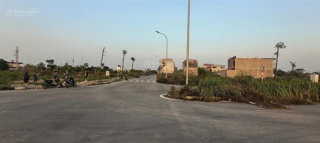 Bán lô đất dự án đại trung tiên du giá nhỉnh 4 tỷ