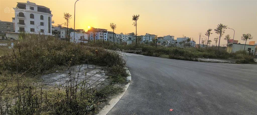 Bán lô đất dự án đại trung tiên du giá nhỉnh 4 tỷ