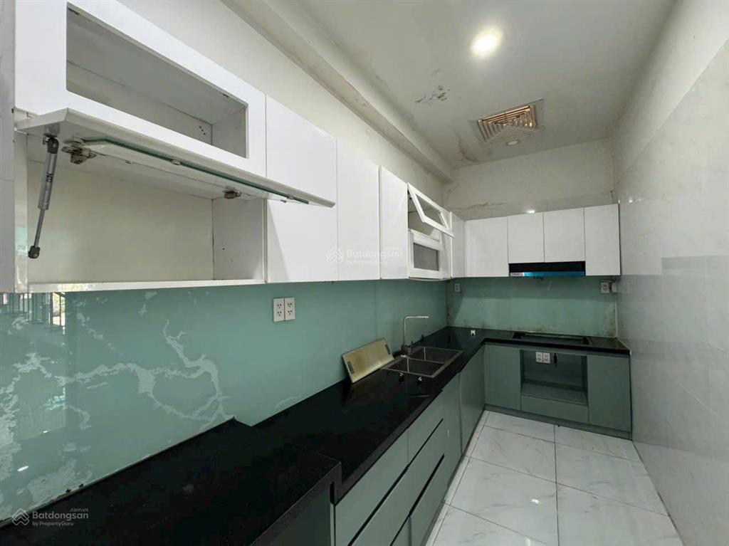 Bán nhà phố citi bella 1, compound, hướng tây nam