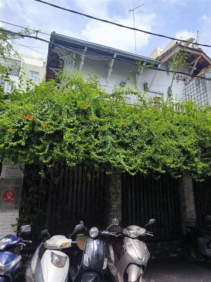 Cho thuê nhà riêng 180, hai bà trưng, 130 triệu, 246 m2