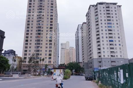 Bán căn vip 166m2 3 ngủ 3wc 2 ban công sân vườn tại tòa chung cư ct5c văn khê. giá chuẩn không ảo