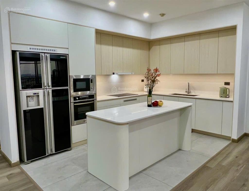 Bán căn vip 166m2 3 ngủ 3wc 2 ban công sân vườn tại tòa chung cư ct5c văn khê. giá chuẩn không ảo