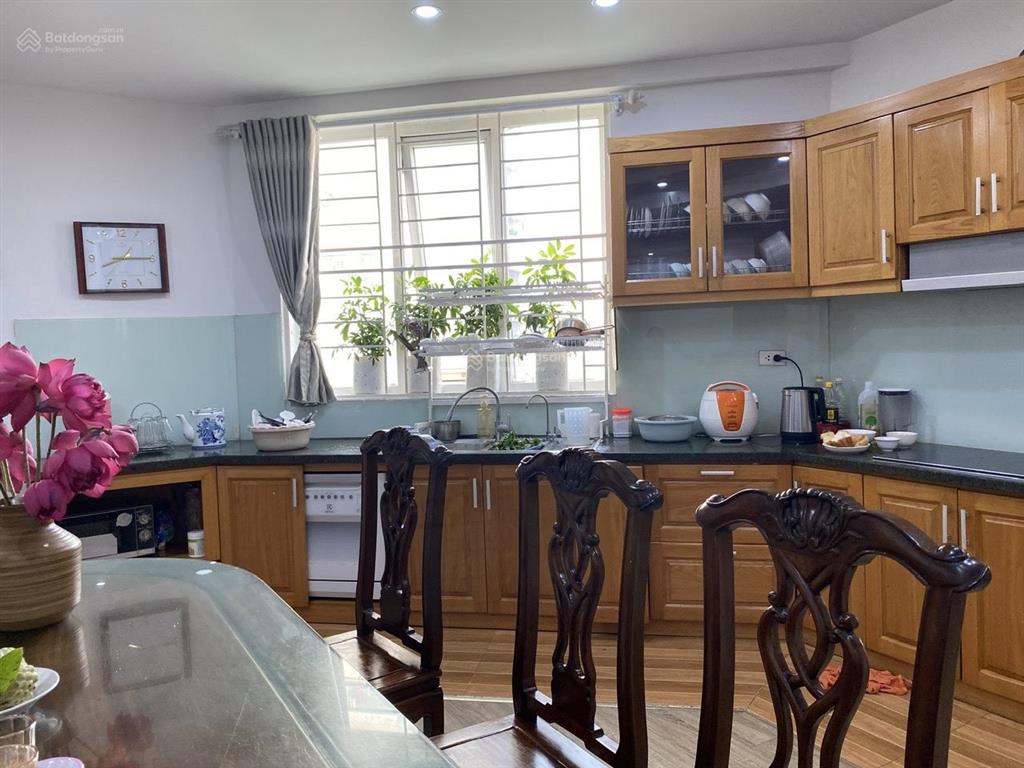 Bán căn hộ 3 phòng ngủ 130m2 chung cư ct văn khê. nhà đẹp giá tốt