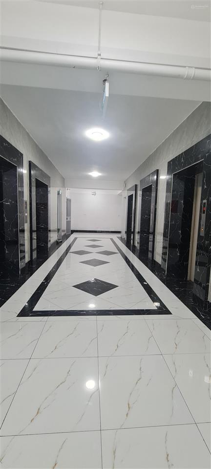 Bán căn hộ 3 phòng ngủ 130m2 chung cư ct văn khê. nhà đẹp giá tốt