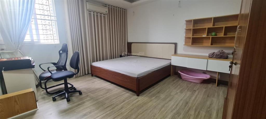 Bán căn hộ 3 phòng ngủ 130m2 chung cư ct văn khê. nhà đẹp giá tốt