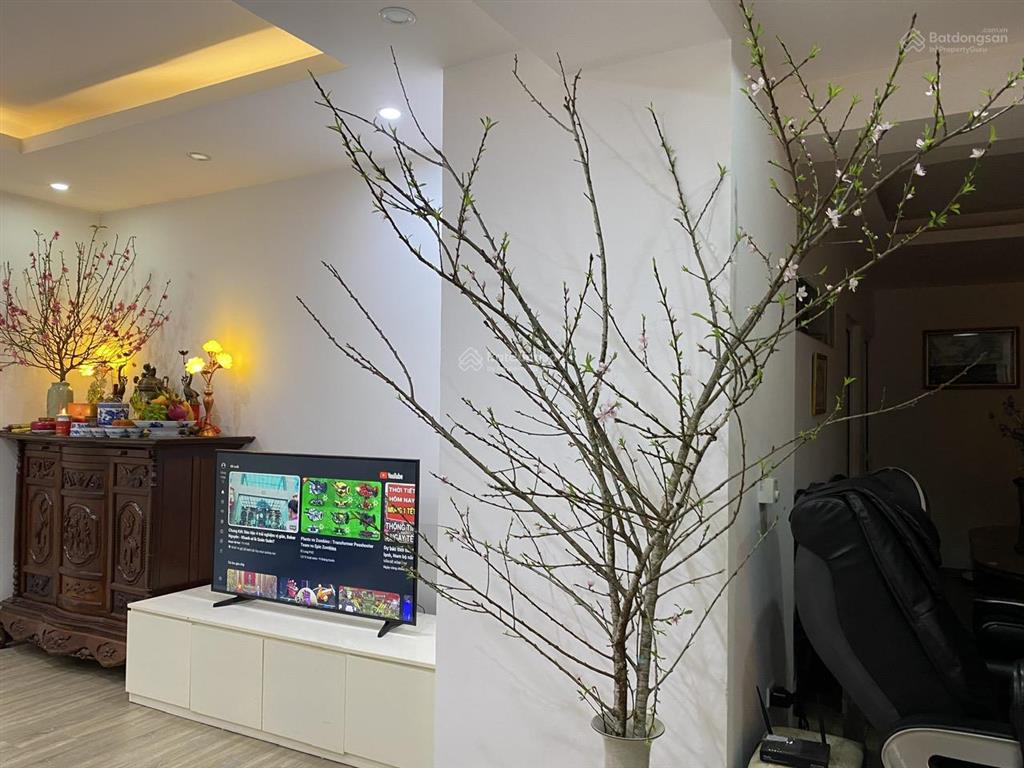 Bán căn hộ 3 phòng ngủ 130m2 chung cư ct văn khê. nhà đẹp giá tốt