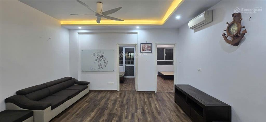 Bán căn hộ 2 phòng ngủ chung cư ct3 kđt văn khê, sẵn sổ đỏ lâu dài