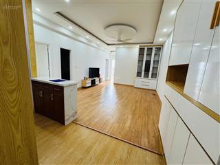 Bán căn hộ góc 3 phòng ngủ, 2 vệ sinh thiết kế thoáng đẹp nhất khu đô thị văn khê, hà đông