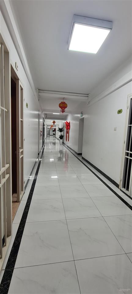 Bán căn hộ 3 phòng ngủ 114m2 chung cư ct4 văn khê. nhà đẹp giá tốt