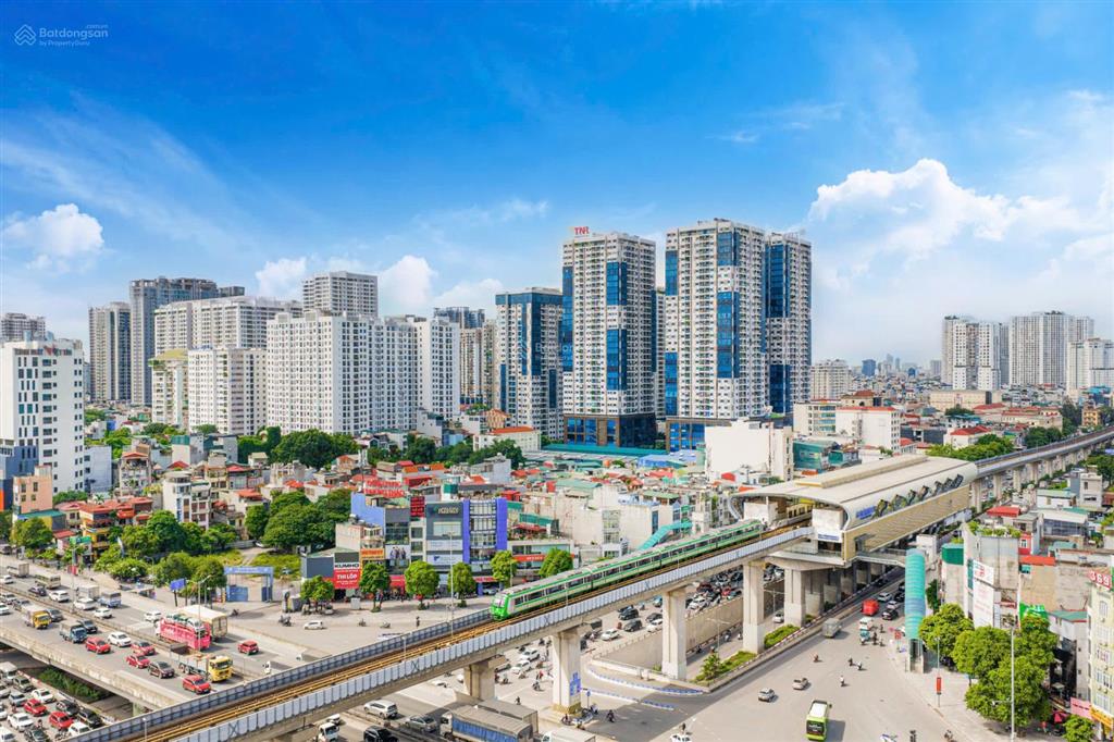 Bán sàn văn phòng sổ đỏ lâu dài tại tầng khối đế thương mại tòa nhà goldseason 47 nguyễn tuân