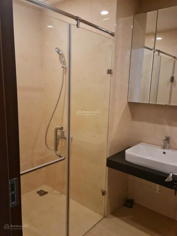 Bán căn hộ 2 ngủ diện tích rộng 106.4m2, thoải mái sửa thành 3 ngủ đẹp, giá hời khu