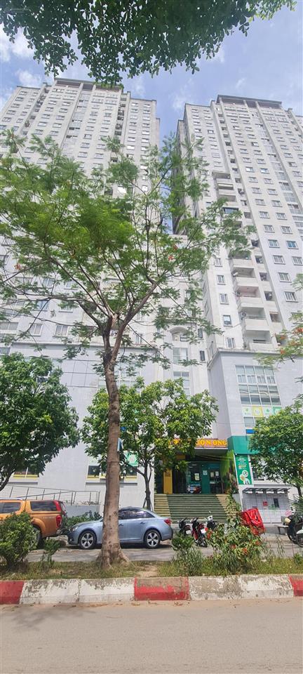 Bán gấp 2 ngủ 2vs 82m2 giá hời khu đô thị văn khê, hà đông.