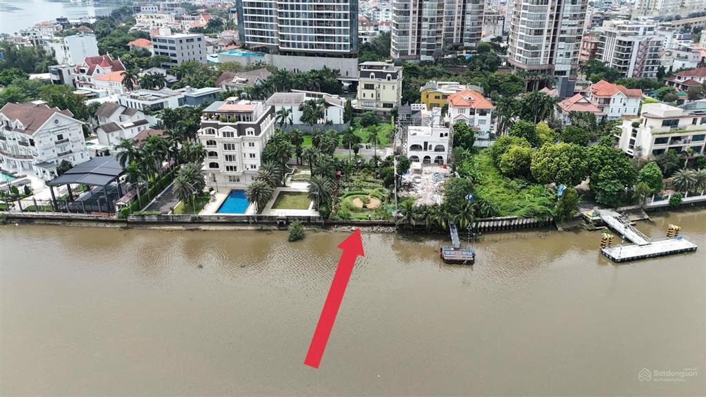 Siêu phẩm mặt tiền sông khu 189 nguyễn văn hưởng  hiếm có khó tìm  diện tích 17x37,5m cn 633m2