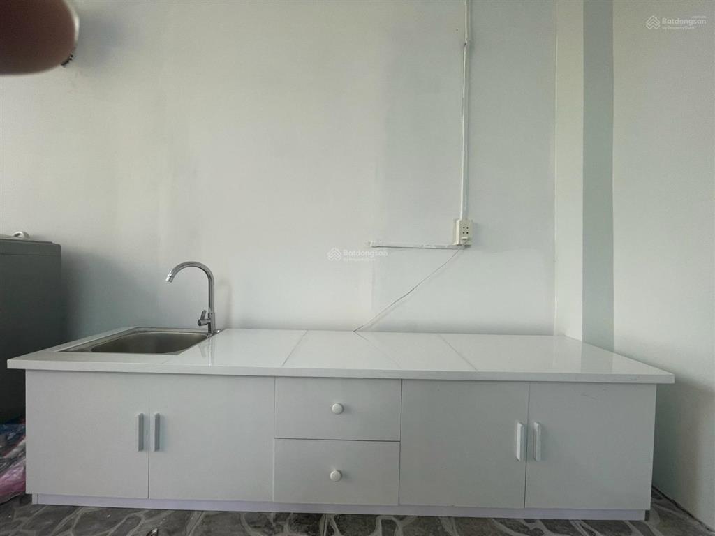 Cc cho thuê phòng chdv 25m2 đầy đủ tiện nghi  ngay võ văn tần quận 3  giá 4.2tr/tháng