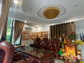 Cc cần bán biệt thự khu counpound trần não p. an khánh q2  dt ( 15 x 18 )  full nội thất  55 tỷ
