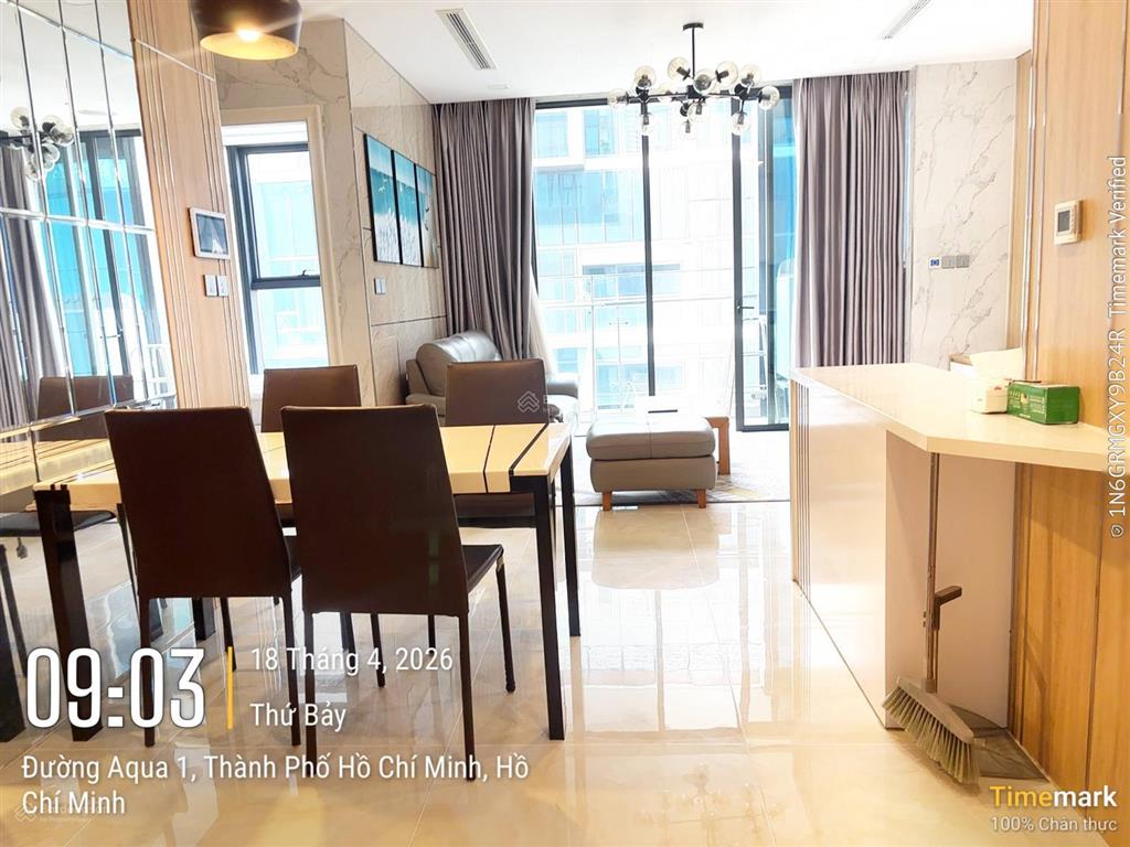 Chính chủ bán nhanh căn hộ 78m22pn view bitexco giá bán 17.5 tỷ sẵn sổ hồng.  0962 966 ***