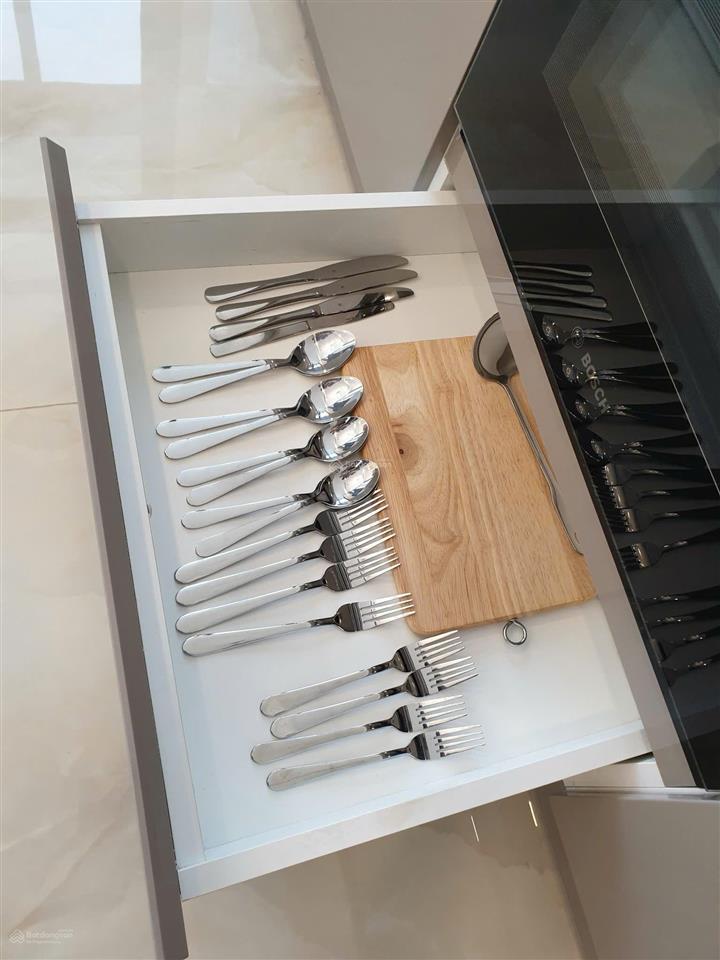 Cần bán căn 62m12pn1wc view thảo cầm viên sẵn sổ hồng giá bán 12.5 tỷ. gọi ngay 0962 966 ***