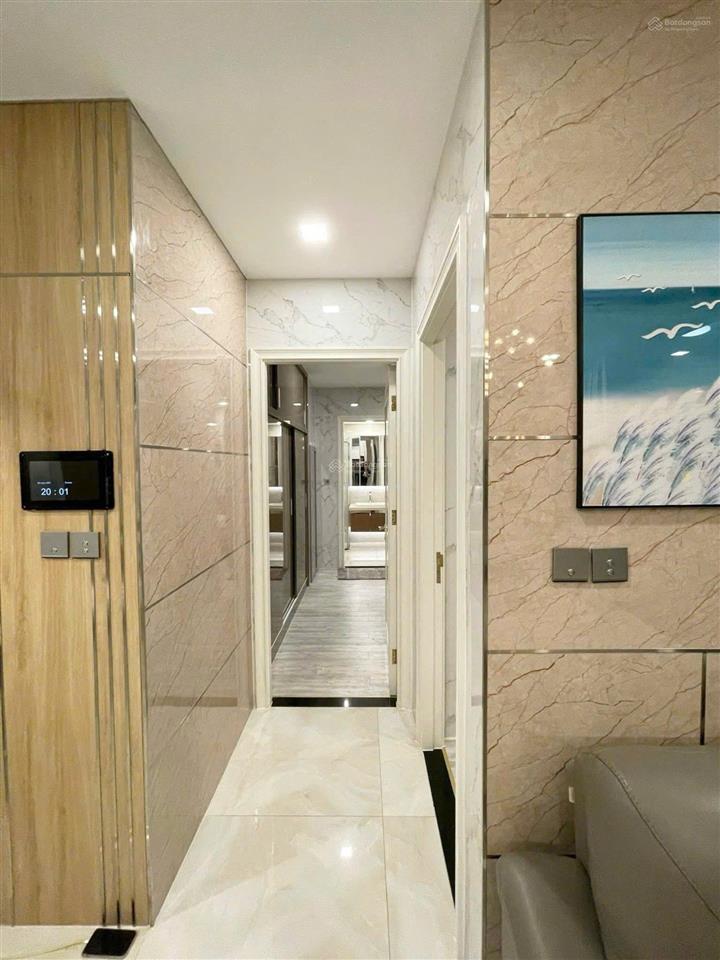 Chính chủ cần bán 2pn2wc view sông sẵn sổ hồng cc nhanh giá bán 16.7 tỷ. gọi ngay 0962 966 ***