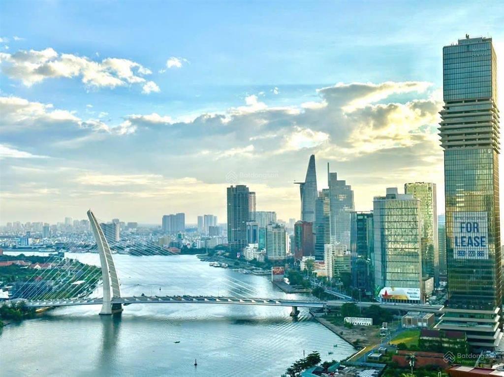 Chính chủ cần bán 2pn2wc view sông sẵn sổ hồng cc nhanh giá bán 16.7 tỷ. gọi ngay 0962 966 ***