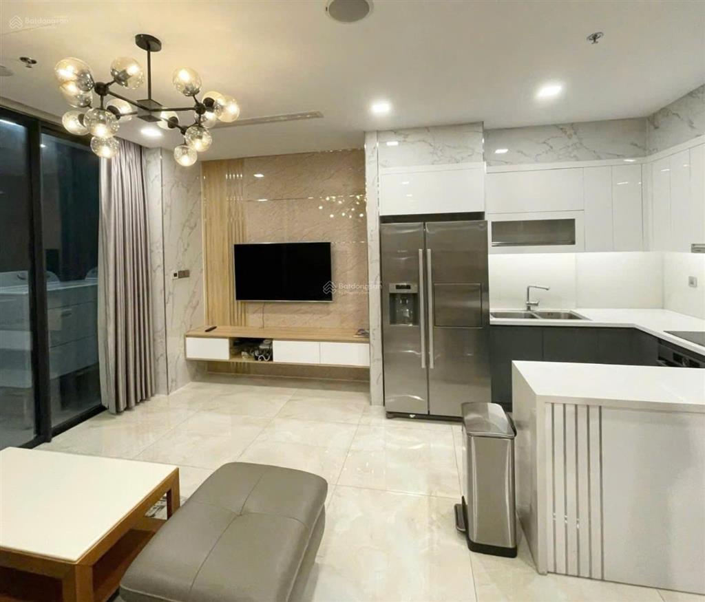 Vinhomes golden river cần bán nhanh 2pn2wc 78m2 sẵn sổ hồng lâu dài view sông giá bán 16,5 tỷ