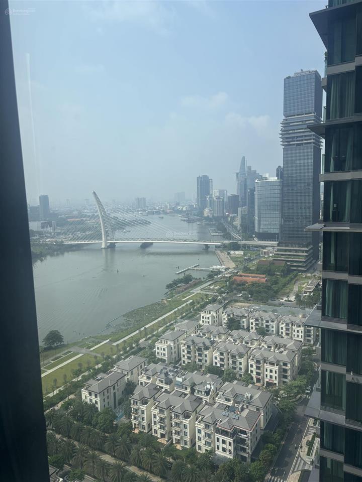 Căn hộ ba son view cau ba son 78m2  2pn2wc giá bán 16.7 tỷ sẵn sổ hồng. gọi ngay 0962 966 ***