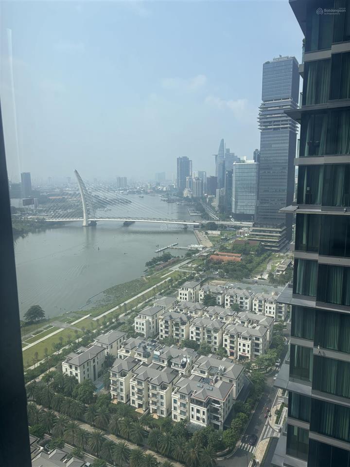Căn hộ ba son view cau ba son 78m2  2pn2wc giá bán 16.7 tỷ sẵn sổ hồng. gọi ngay 0962 966 ***
