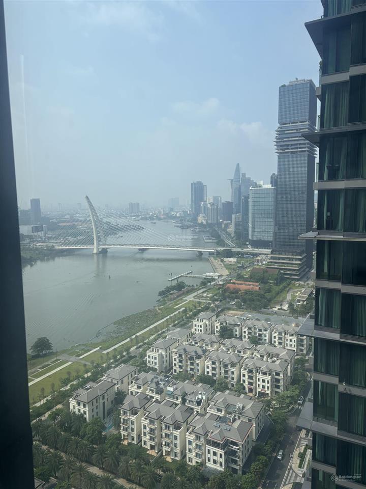 Căn hộ ba son view cau ba son 78m2  2pn2wc giá bán 16.7 tỷ sẵn sổ hồng. gọi ngay 0962 966 ***