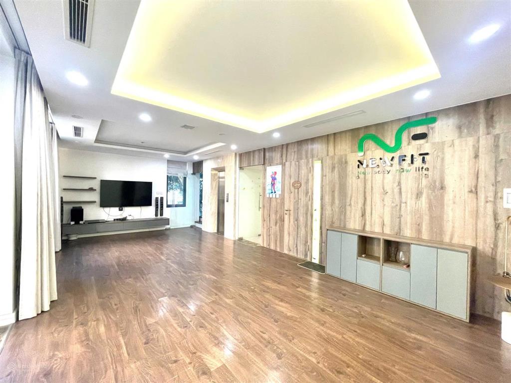 Biệt thự thương mại marina 241,5m2, 2 mặt đường cực đẹp  đối diện chung cư