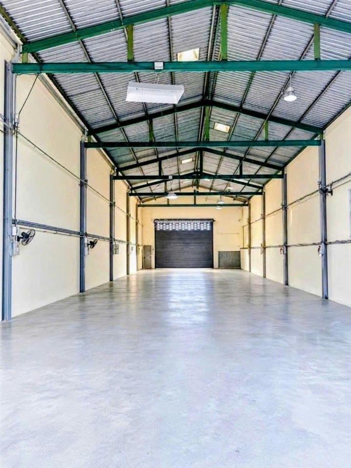 Cho thuê nr 2000m2 tại dương công khi, tân hiệp, hóc môn, 50 triệu vnd
