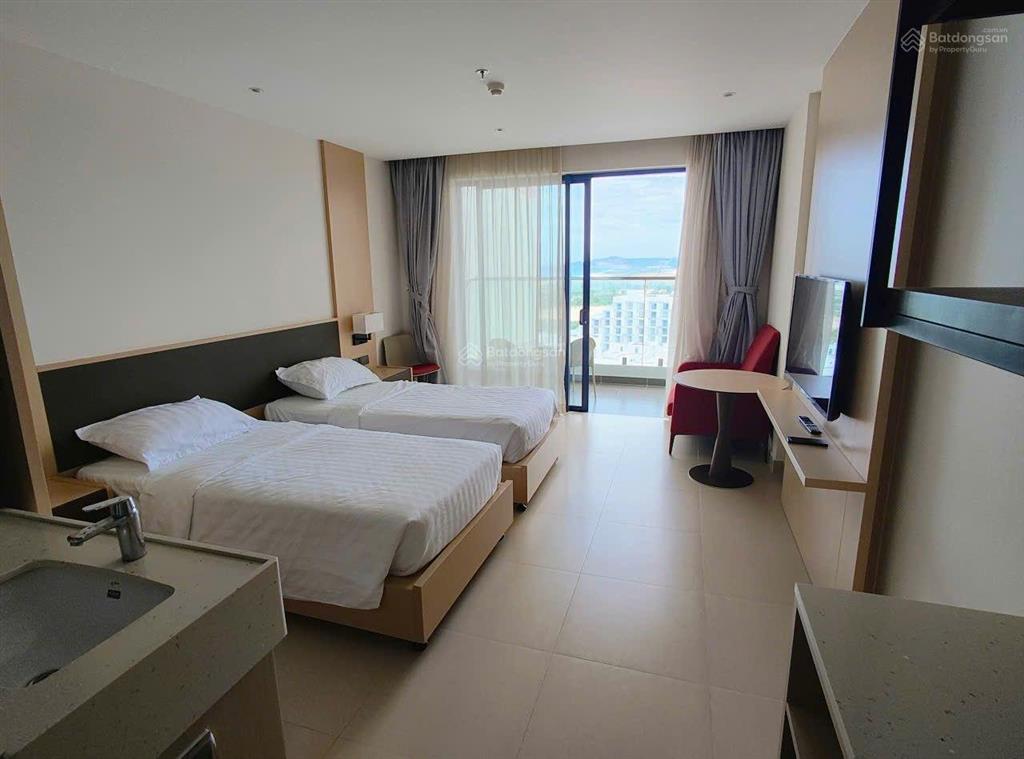 Cho thuê căn hộ tiện nghi the arena cam ranh tòa light tầng 11 view đẹp thoáng, giá 3,5tr/tháng
