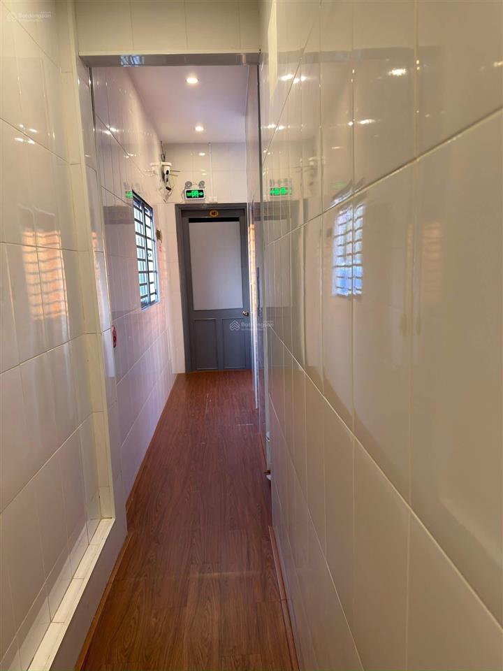 Bán khách sạn 16 phòng mặt tiền đường nguyễn an ninh p. tân an , gần bến ninh kiều