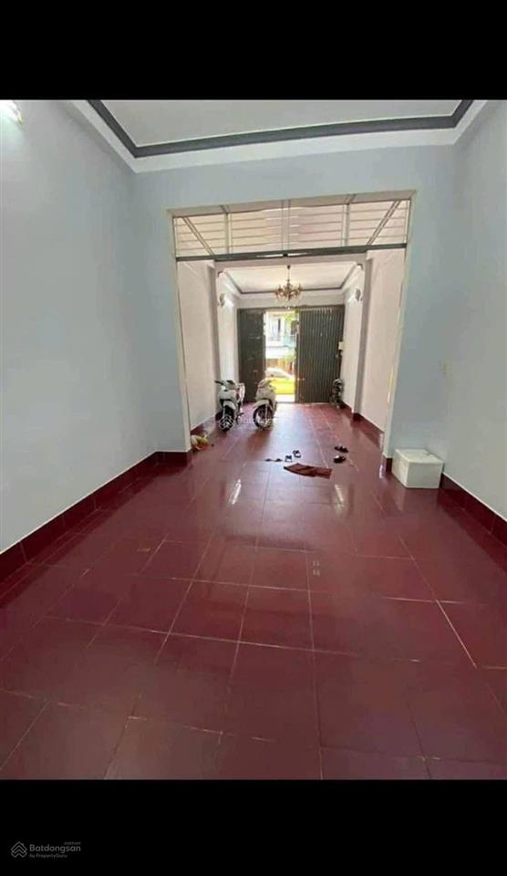 Bán nhà mặt tiền đường trần ngọc quế