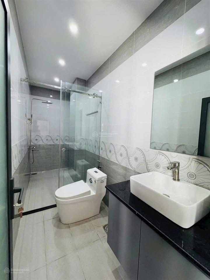Bán nhà 2 lầu khu nam long 2 dt 5.7x14 giá 5.85 tỷ