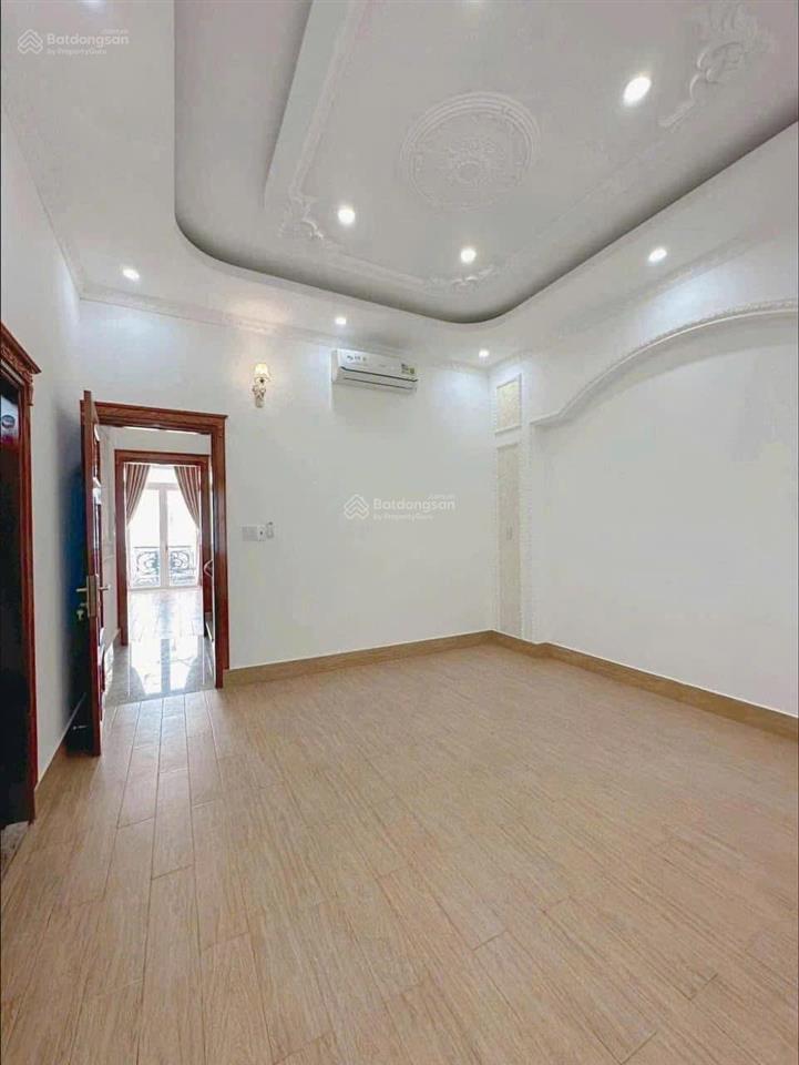 Bán nhà đường số 1 kdc nam long cần thơ  đối diện công viên