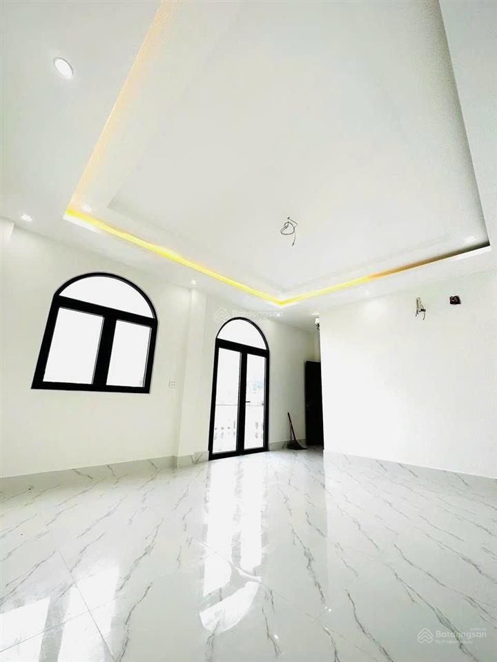 Nhà 1 trệt 3 lầu góc 2 mặt tiền đs2 & đs11 kdc long thịnh, cái răng, cần thơ