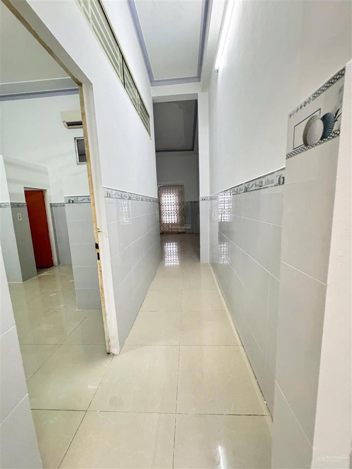 Cho thuê nhà mặt tiền đường lê trọng tấn dt 6x20m  giá 19tr/th