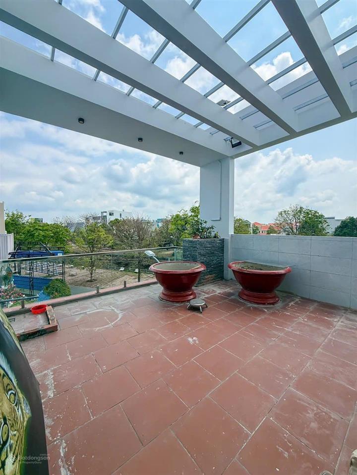 Bán nhà 2 lầu khu văn hoá tây đô gần bờ kè dt 5x17,75m giá 4.8 tỷ