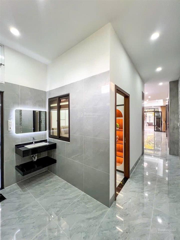 Bán nhà đường d15 khu hồng loan 6a dt 5x16m nhà mới 2 lầu giá 5.95 tỷ