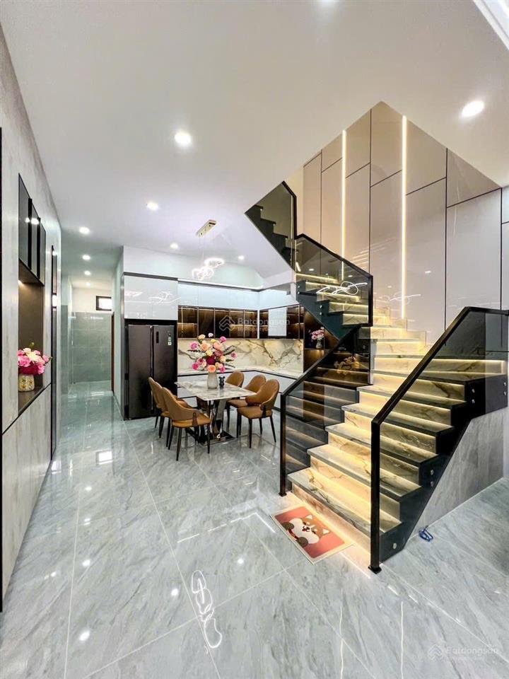 Bán nhà đường d15 khu hồng loan 6a dt 5x16m nhà mới 2 lầu giá 5.95 tỷ