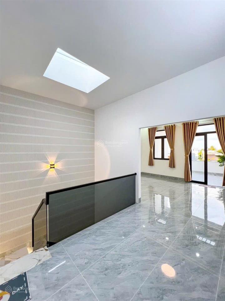 Bán nhà đường d15 khu hồng loan 6a dt 5x16m nhà mới 2 lầu giá 5.95 tỷ