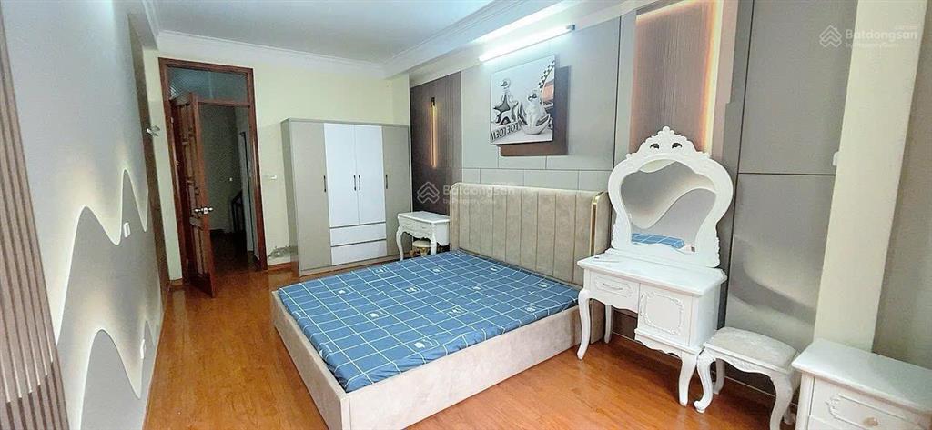 Cho thuê nhà 5 tầng full nội thất cao cấp